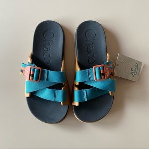 Chaco Chillos Sandals *brand new womens size 6*